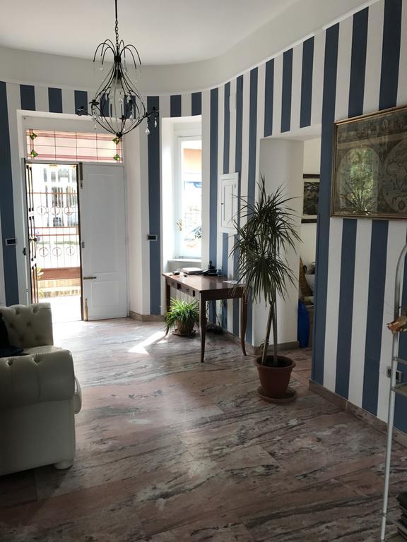 B&B Villa Delle Rondini Vibo Valentia Marina Kültér fotó