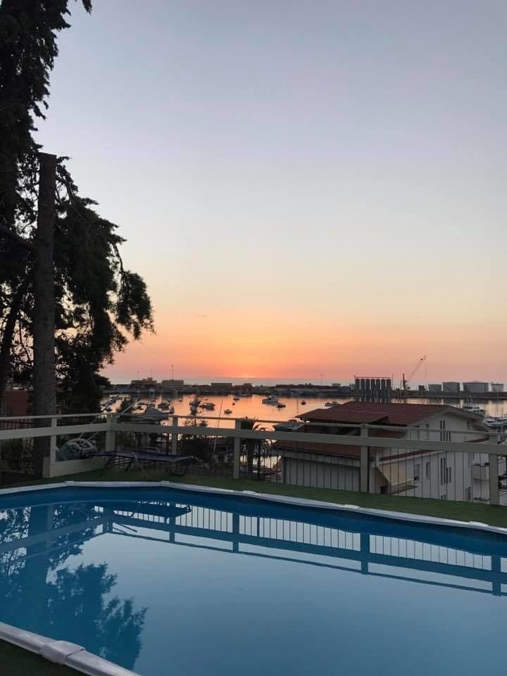 B&B Villa Delle Rondini Vibo Valentia Marina Kültér fotó